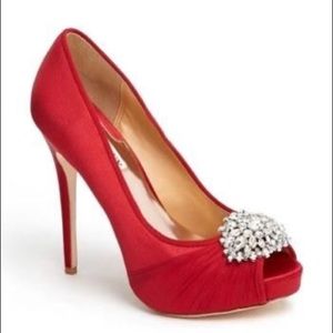 Badgley Mischka red satin peep toe heels size 8M